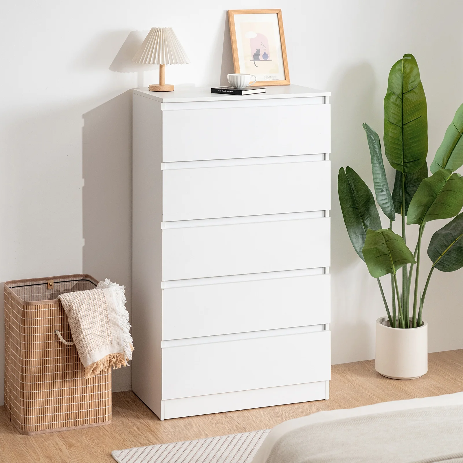 Hommpa Dresser for Bedroom, 48"H White Dresser for Closet, 5 Drawers Tall Wooden Modern Storage Chests of Drawers for Women, Living Room Furniture 27.5"L X 15.7"W X 48"H
