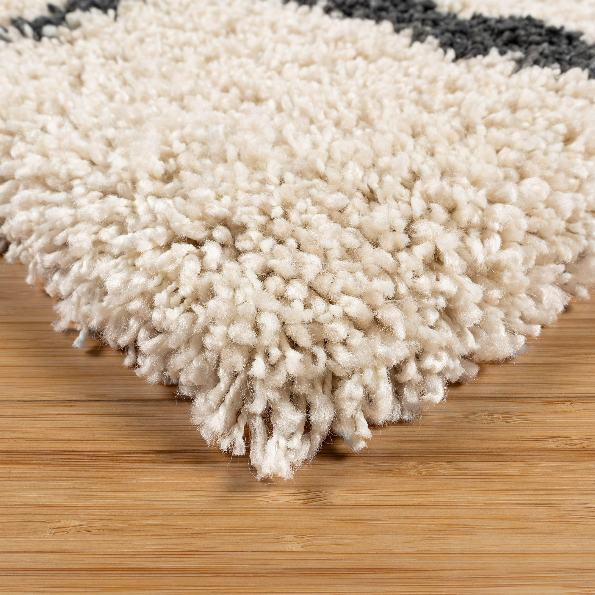 Thomasville Marketplace Luxury Shag Rug Collection, Meara, 6'6" x 9'6"