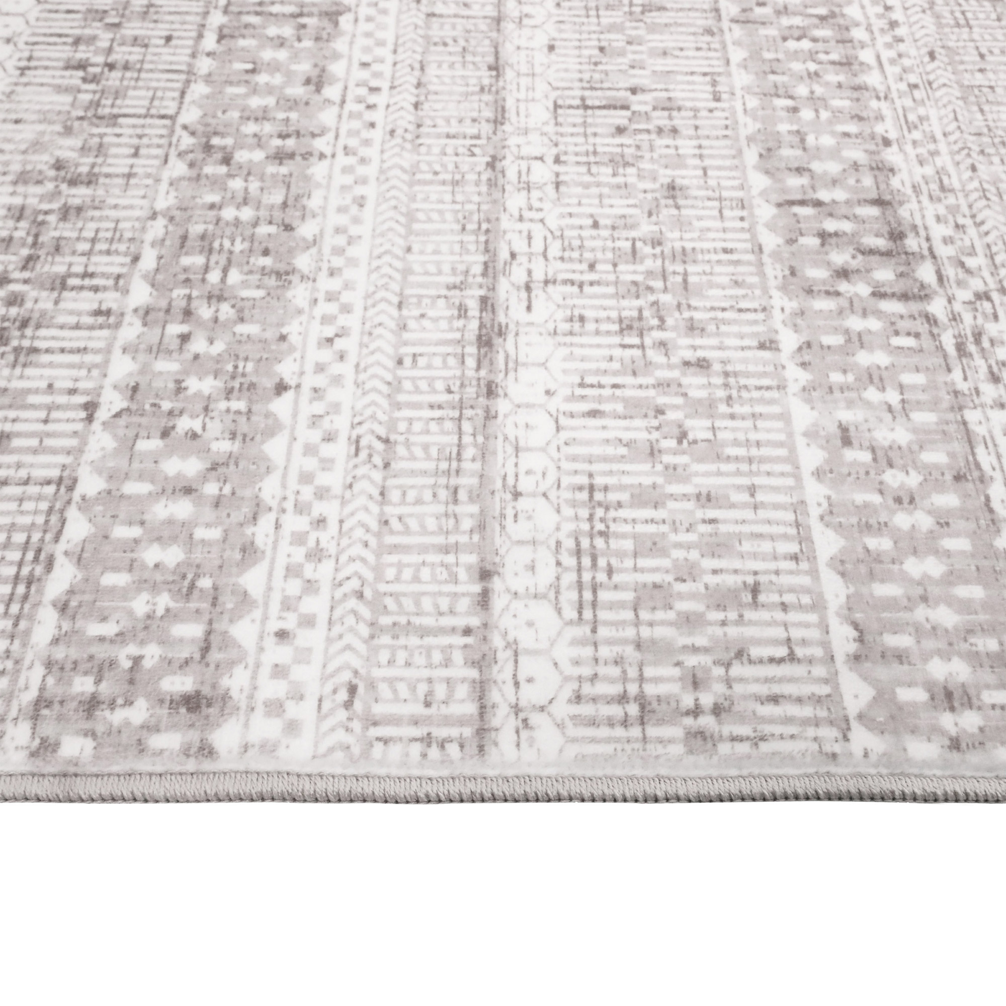 Wyatt & Ash Washable Indoor Area Rug, Oakley 7'10' x 10'