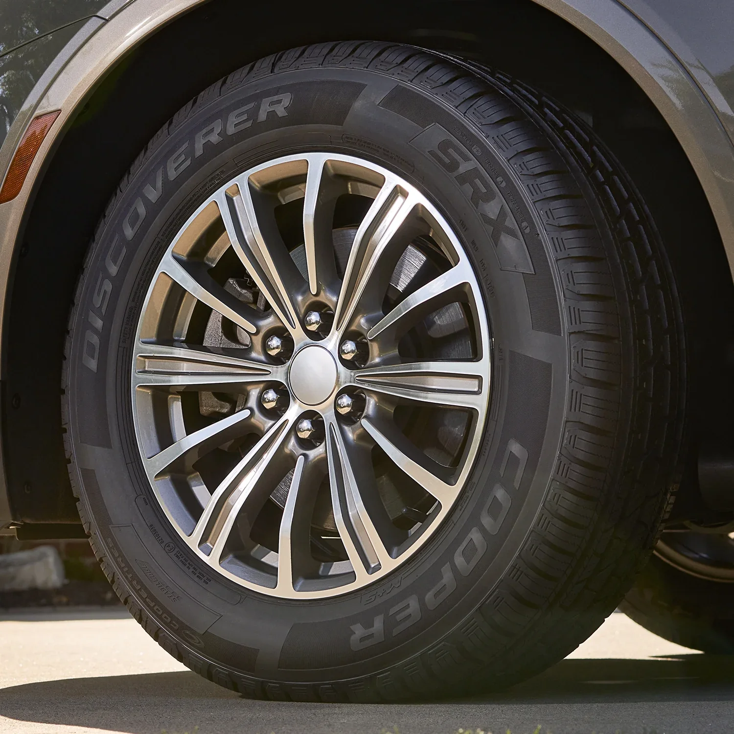 Cooper Discoverer SRX All Season Tires 255/60R19 109H – Pair for Truck/SUV